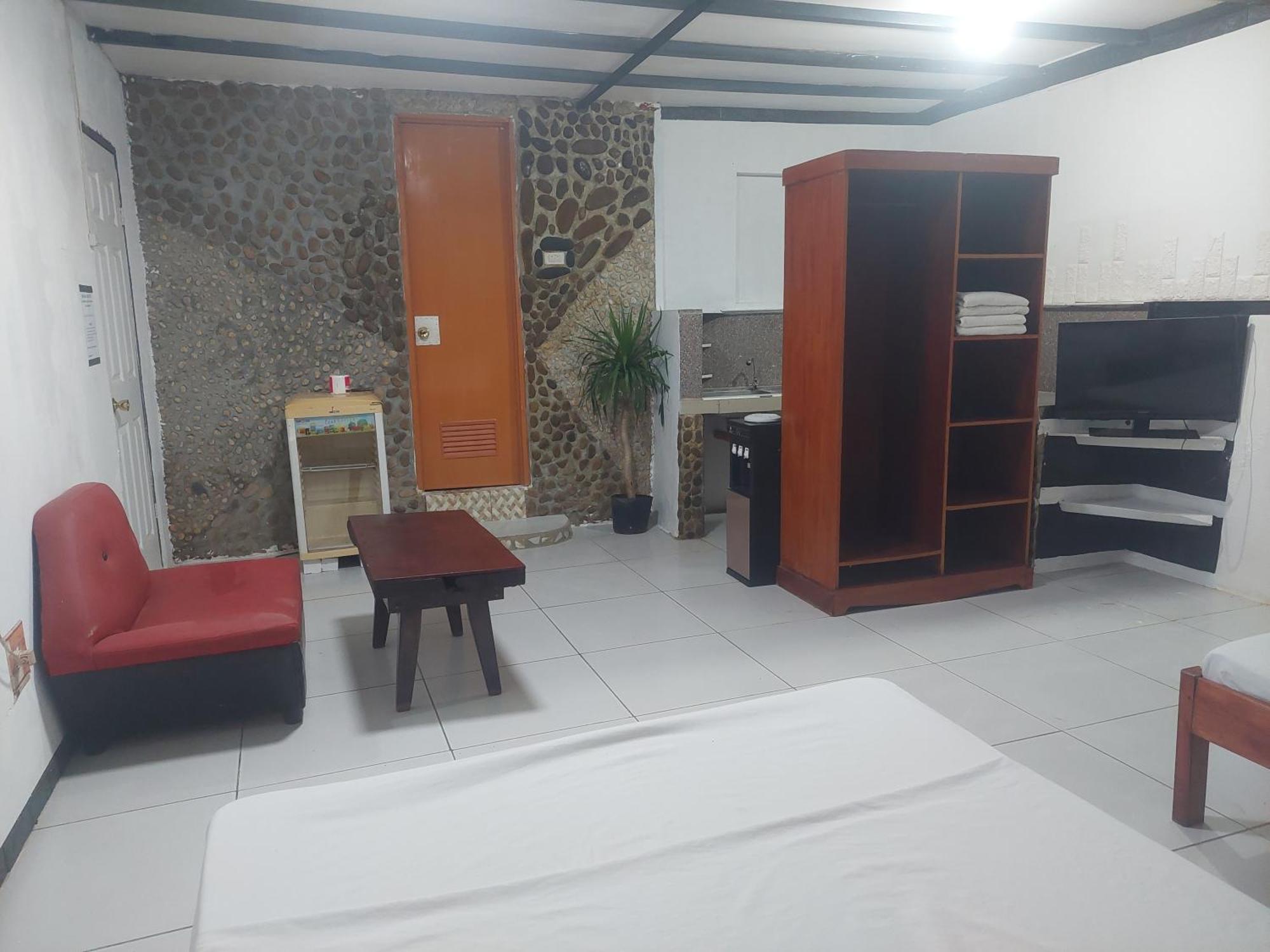 Larmar Bed And Breakfast بويرتو برينسيسا المظهر الخارجي الصورة