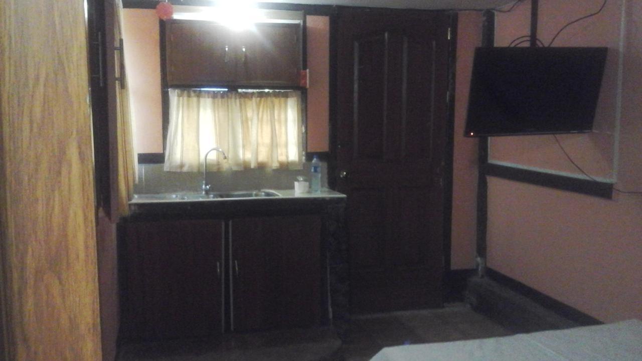 Larmar Bed And Breakfast بويرتو برينسيسا المظهر الخارجي الصورة