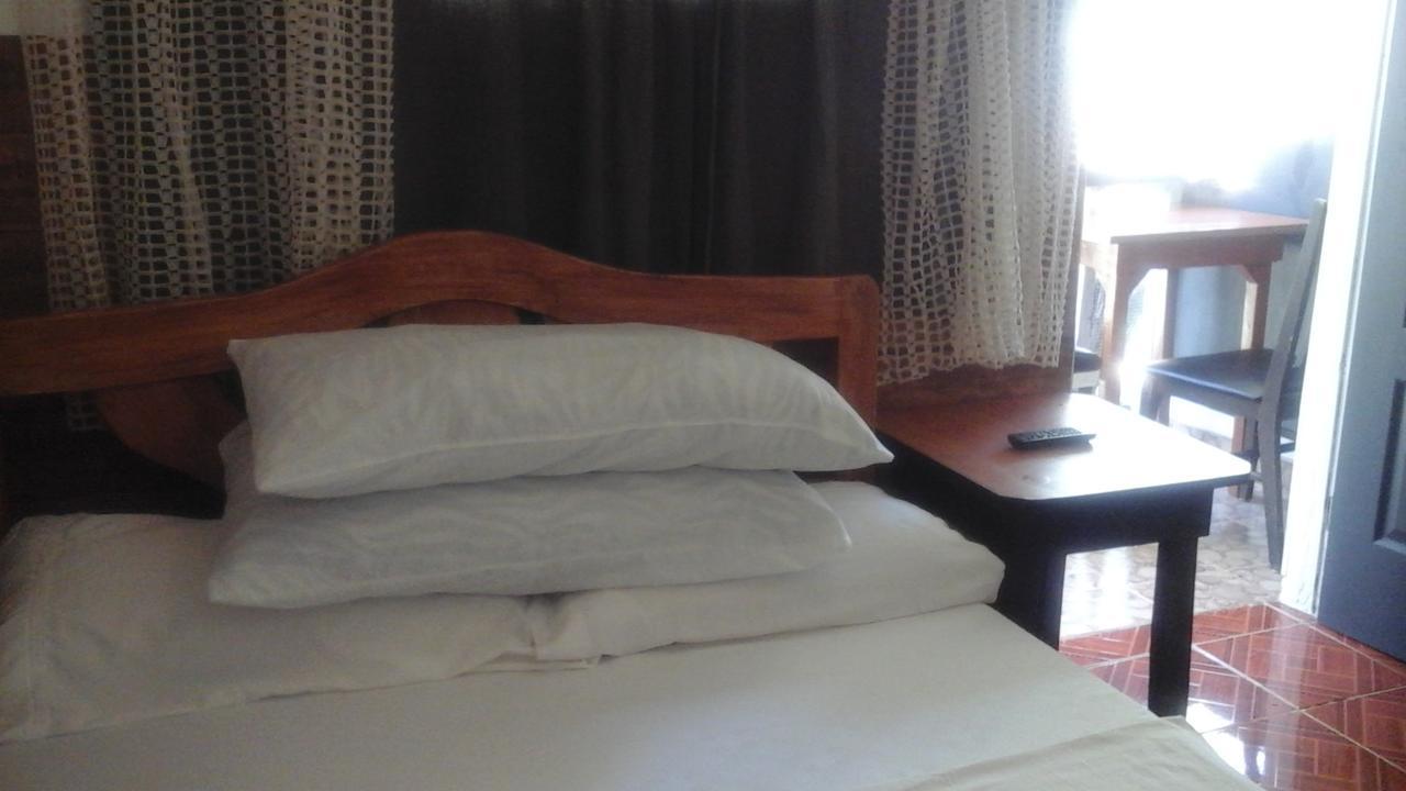 Larmar Bed And Breakfast بويرتو برينسيسا المظهر الخارجي الصورة
